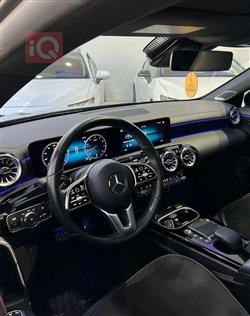 مێرسێدس بێنز CLA